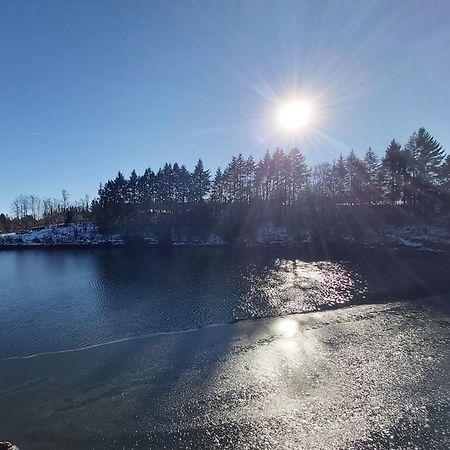 La Taniere Du Lac Robertville Exteriör bild