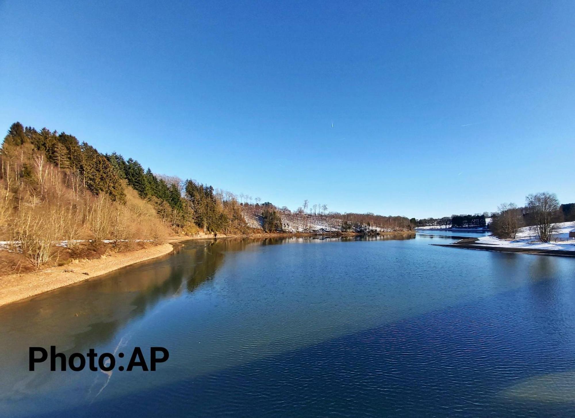 La Taniere Du Lac Robertville Exteriör bild